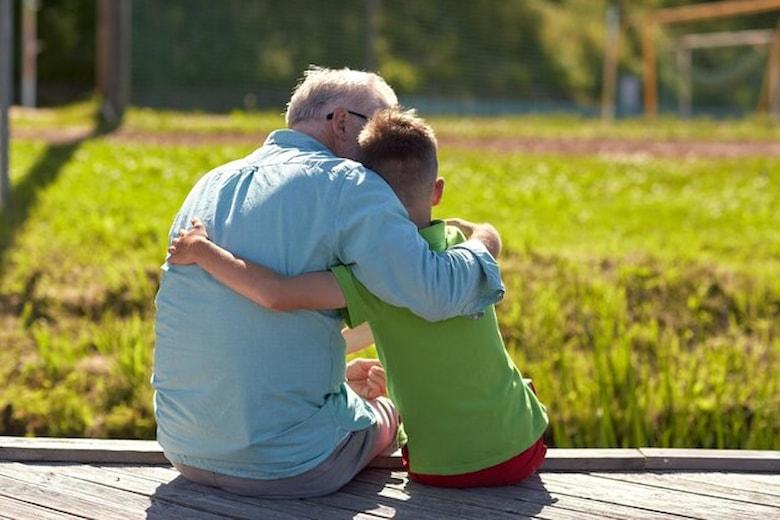 family-generation-relations-people-concept-happy-grandfather-grandson-hugging-berth_380164-170744