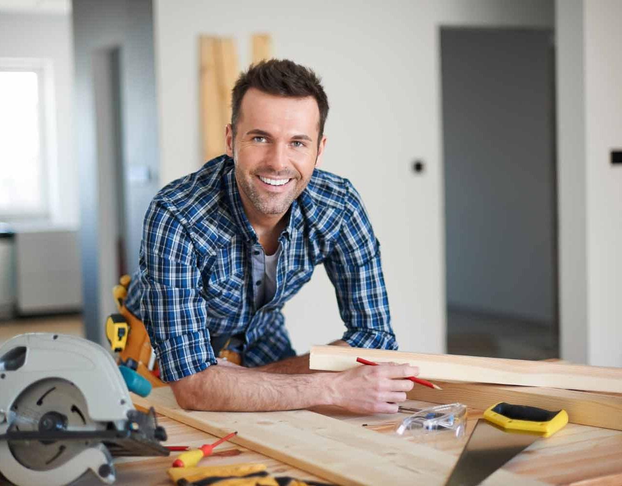 carpenter-working-house-pose
