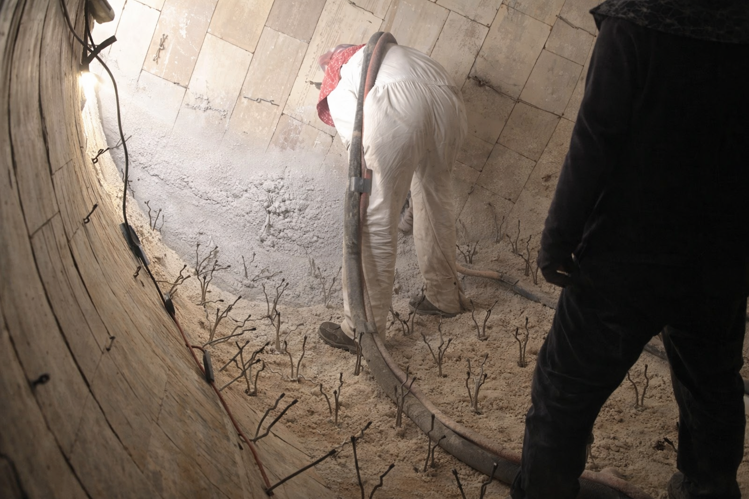 Satanite Monolithic Refractory Installation | Shotcreting | Ceramic Technology