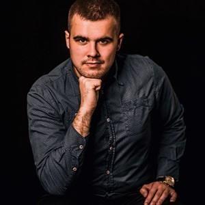 dmitry-vechorko-E9PFbdhZmus-unsplash