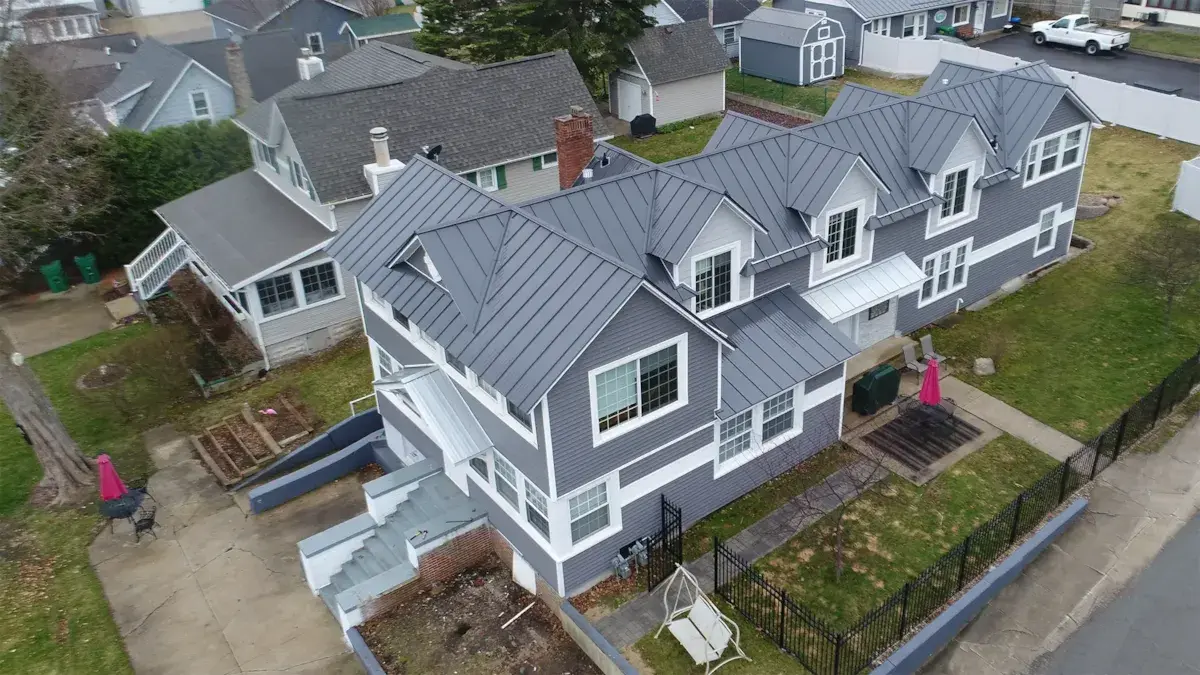 Standing-Seam-Roofing