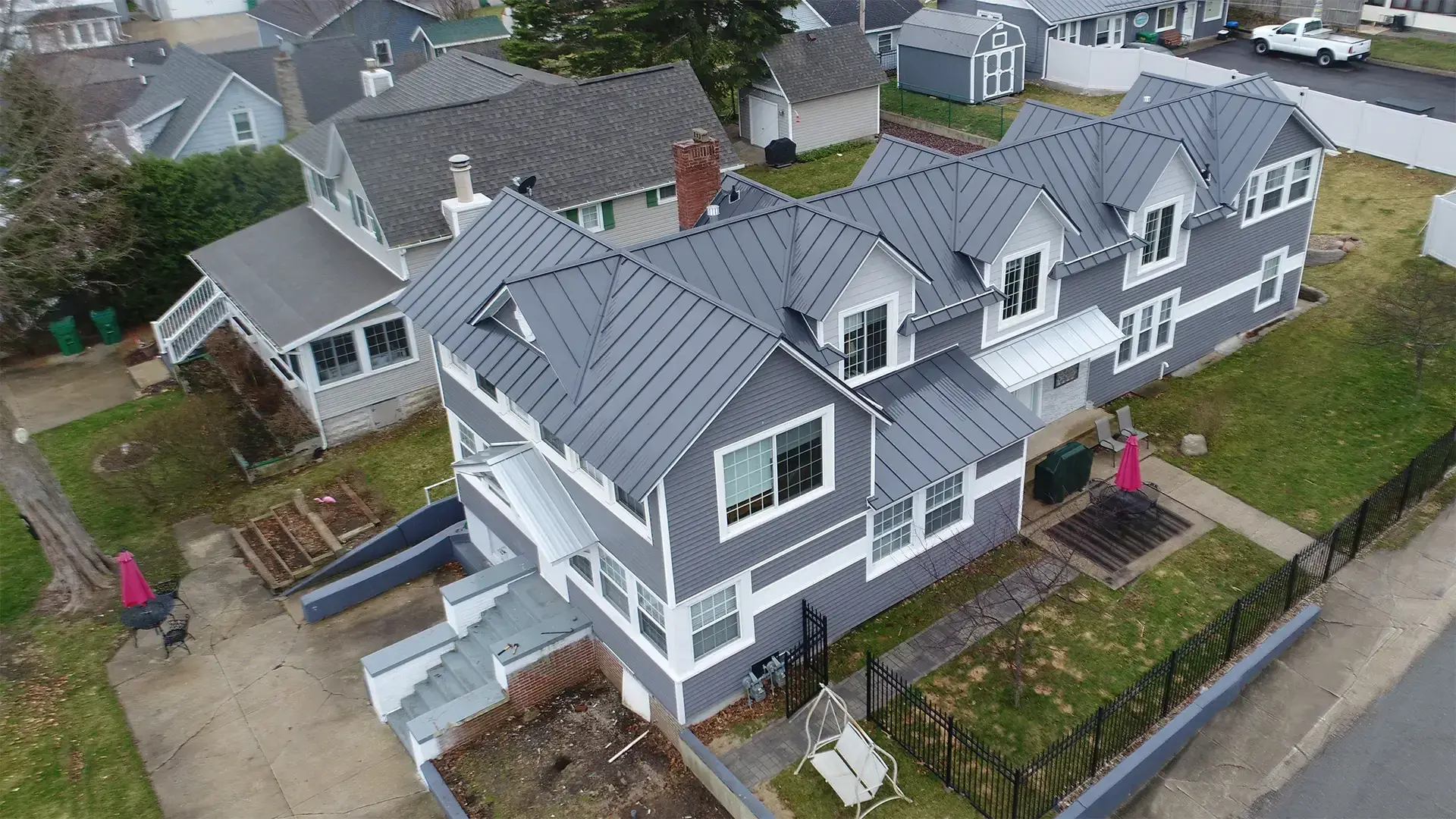 Standing-Seam-Roofing