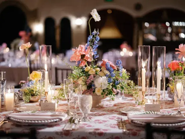 wedding-reception-decor-floral-candles-pink