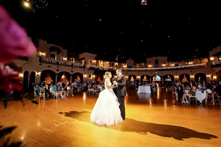 McKenna-haase-Zavier-scott-Indiana-Roof-first-dance-ballroomJPG