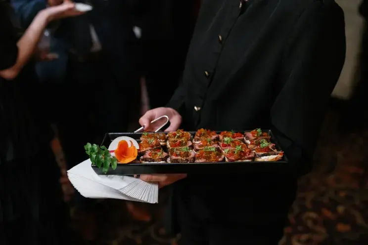 crystal-signature-events-passed-hors-douevres-catering