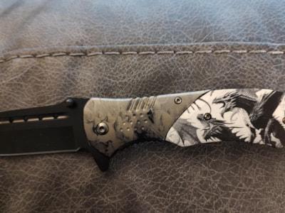 Dragon and Vikings Deluxe Knife image