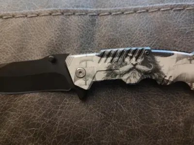 Pirate Crew Knife image