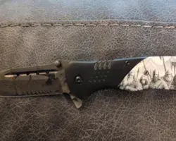 Vikings Deluxe Knife image