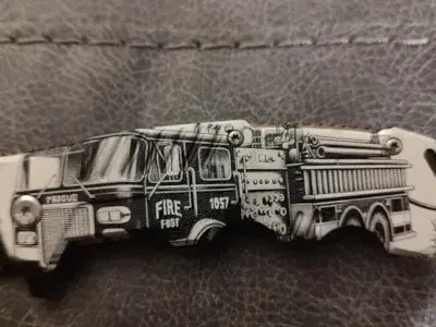 Fire Engine Knife image