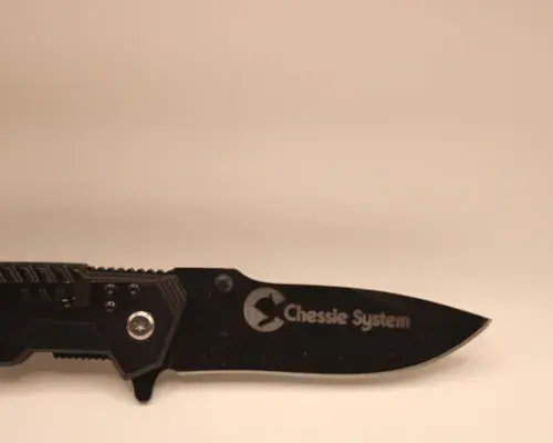Flip-Open Knives (Standard) image