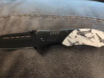 WW2 Planes Deluxe Knife image