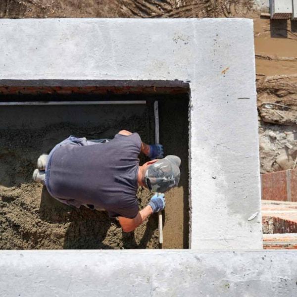 man-working-on-concrete-2