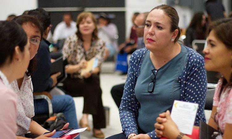 Effective Dialogue and Conversations among a group of women