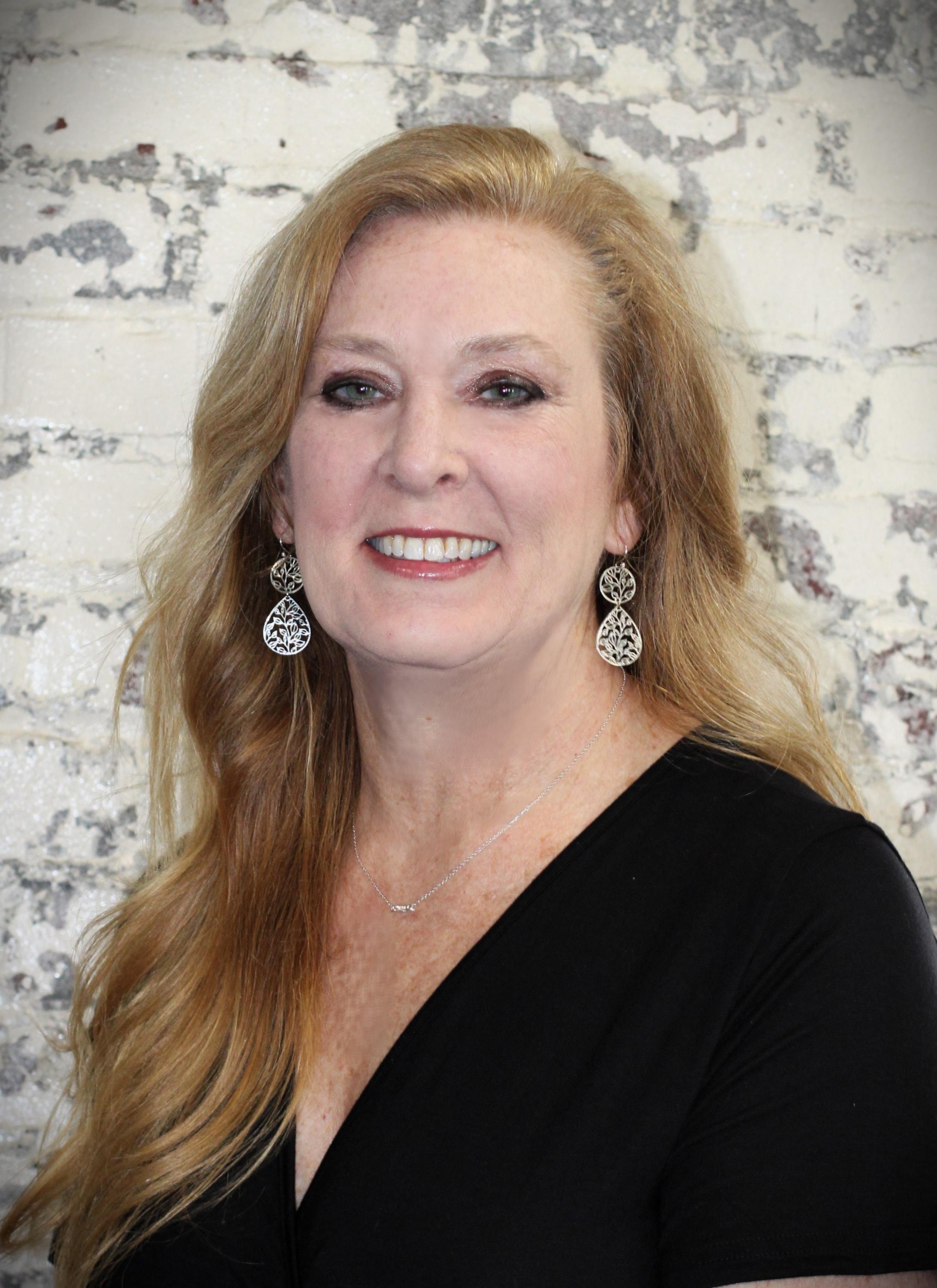 Lori Head Shot 2026