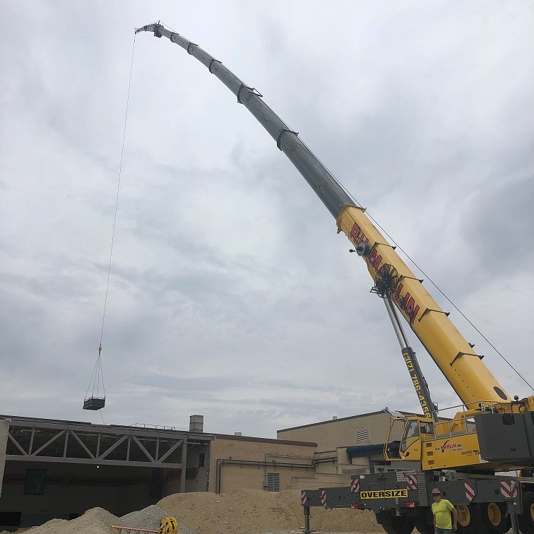 MW-RH Marlin doing a lift at William Henry Harrison HS in West Lafayette_2