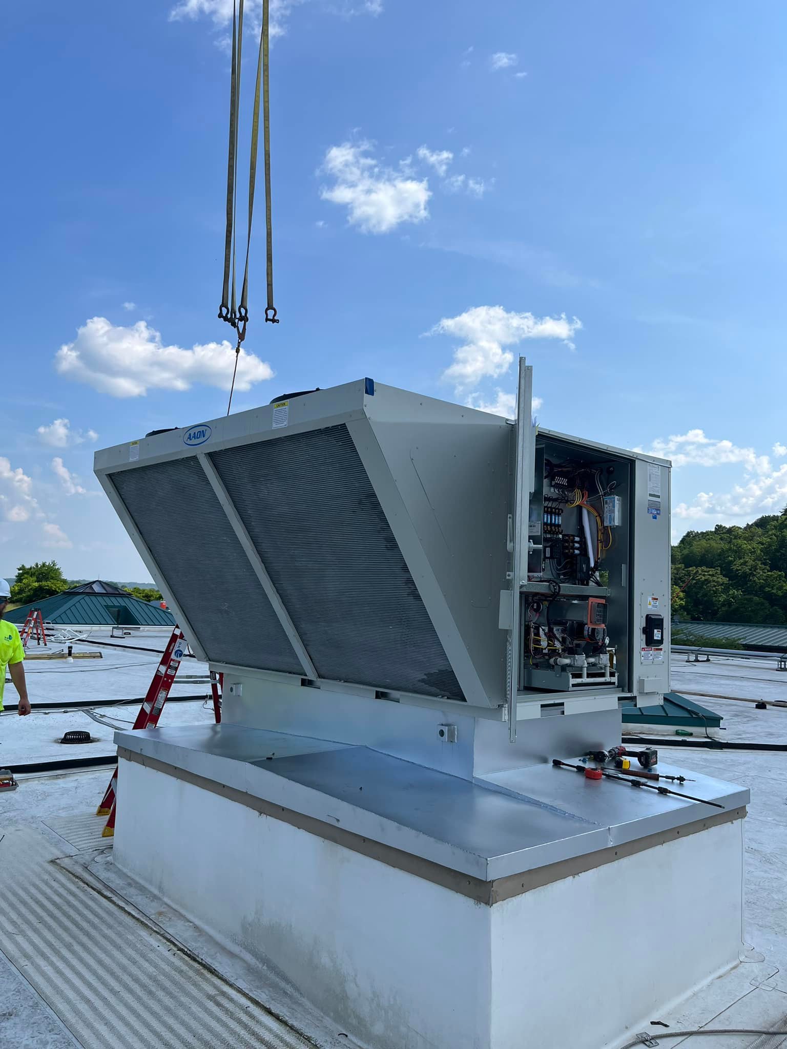 Benefits of Proactive Maintenance for Commercial HVAC Systems - R&R Controls