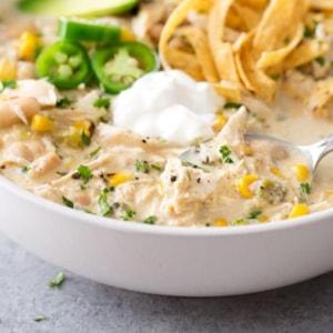 Slow-Cooker-Creamy-White-Chicken-Chili-7