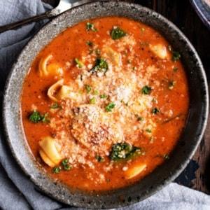 Instant-pot-sausage-tortellini-soup