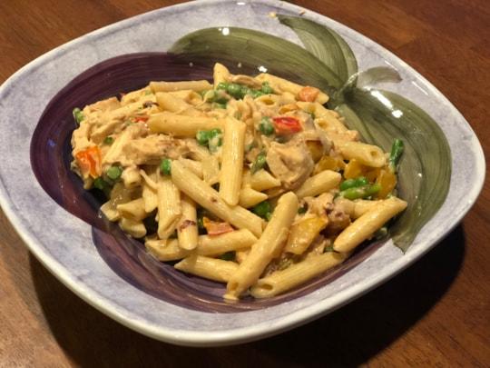 cheesecake-factory-creamy-chipotle-chicken-pasta