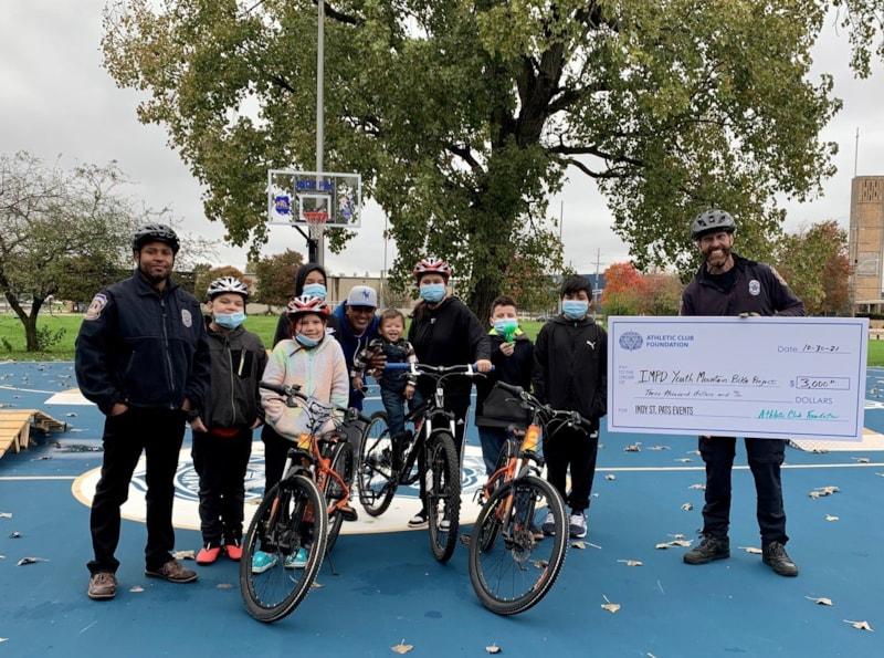 IMPD Youth Mountain Bike Project Receives Athletic Club Foundation Grant