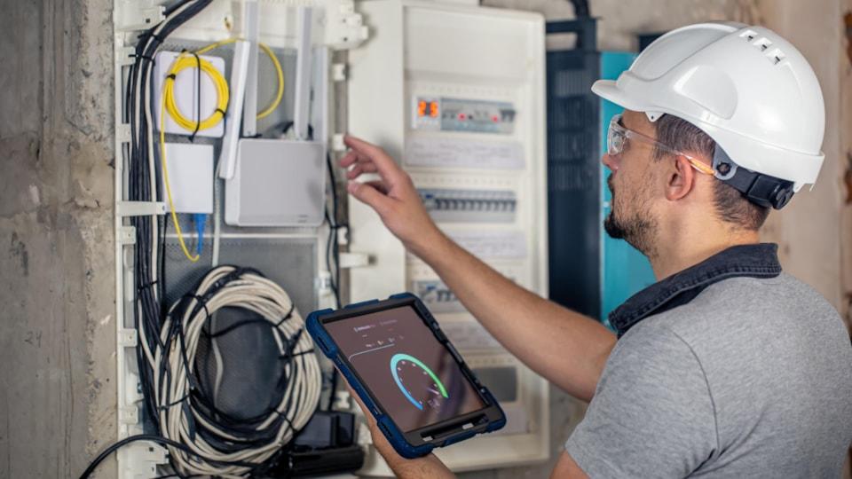 Electrical Trouble Shooting Repairs and Maintenance - Electric Connection LLC -Bonney Lake, Washington