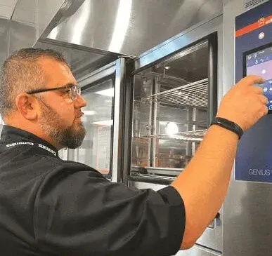 Cummins Chef Vlad Eloma