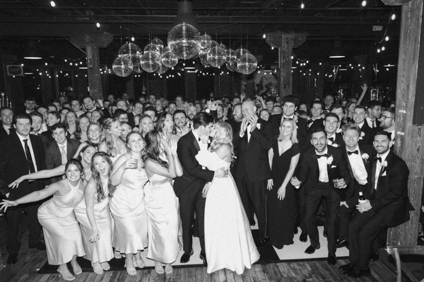 wedding-group-shot-new-years-eve