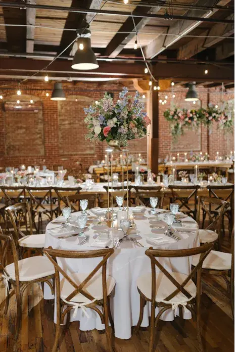 heirloom-indy-wedding-reception-floorplan-florals-farmhouse