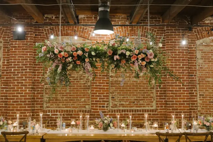 heirloom-head-table-floral-wedding-heirloom