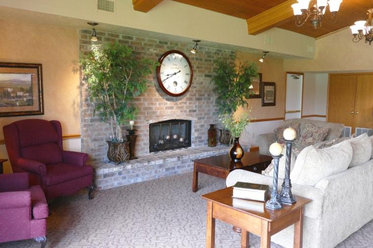 931 Club House