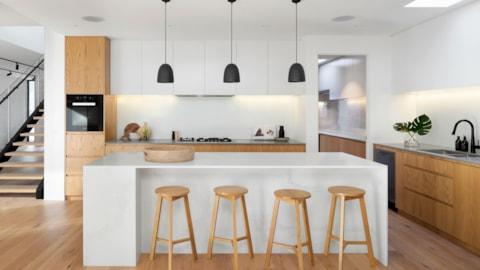 r-architecture-TRCJ-87Yoh0-unsplash
